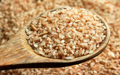 那么糙米是减肥的吗？日常生活中可以适当搭配一些粗粮杂粮一起食用